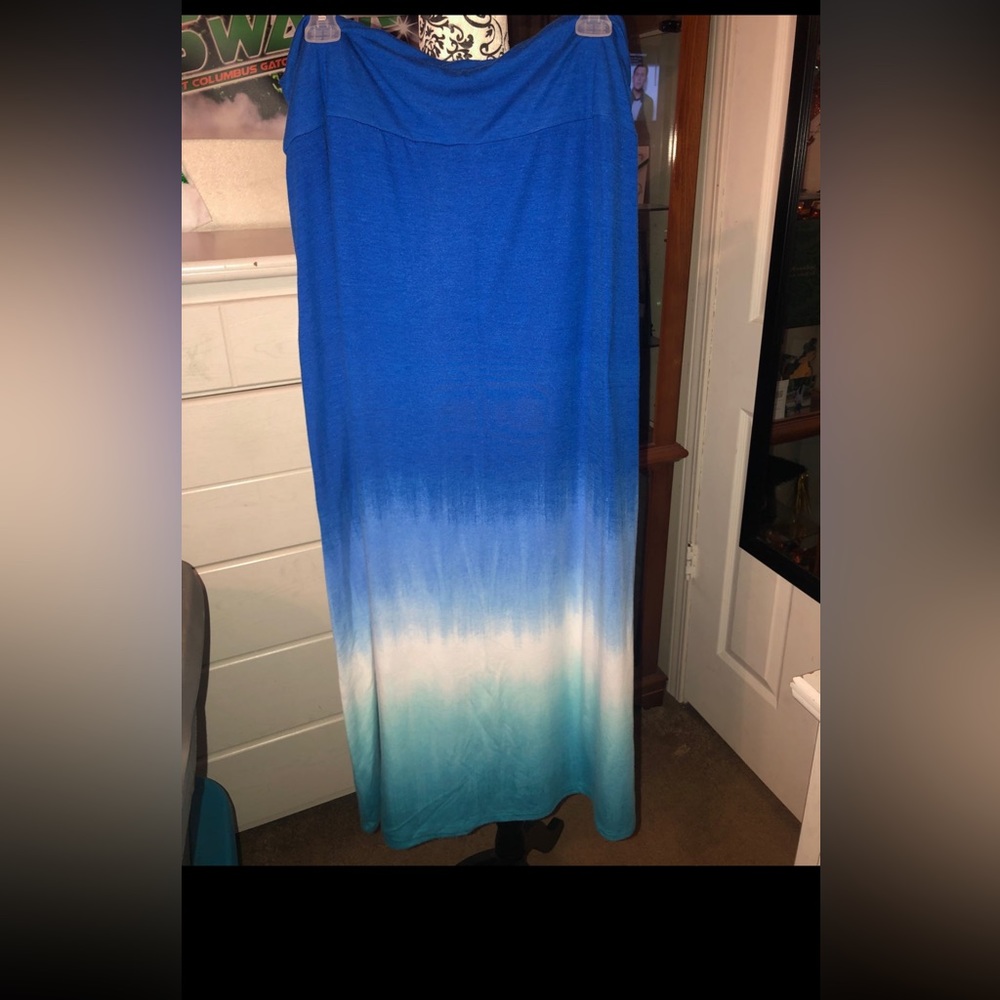 Long faded glory skirt